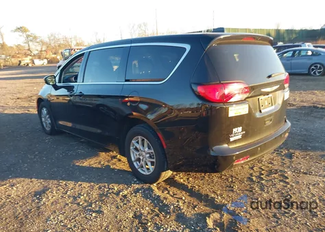 2024 Chrysler Voyager Lx z USA, uszkodzony, nr VIN 2C4RC1CGXRR152626